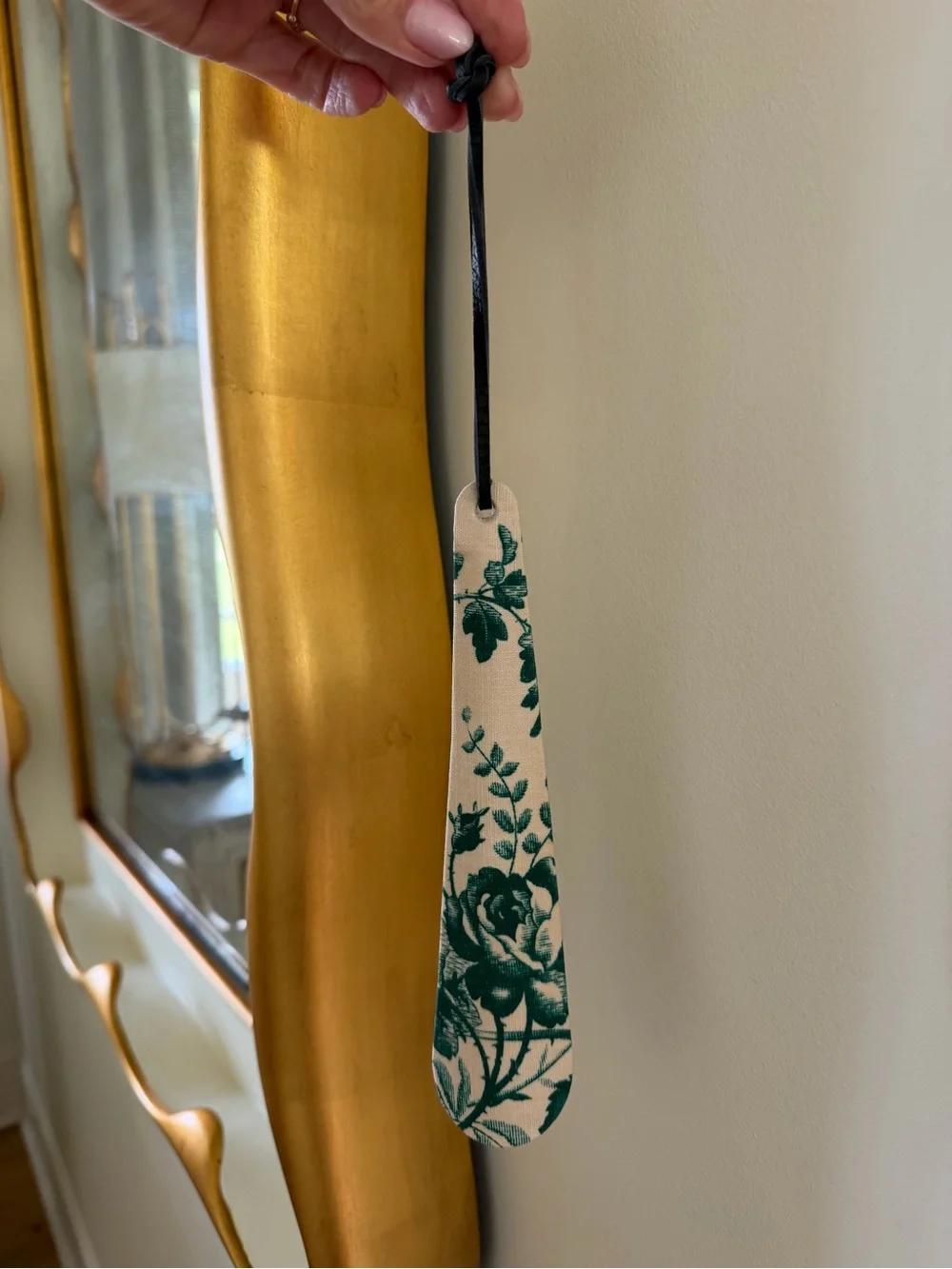 Green Floral Shoe Horn